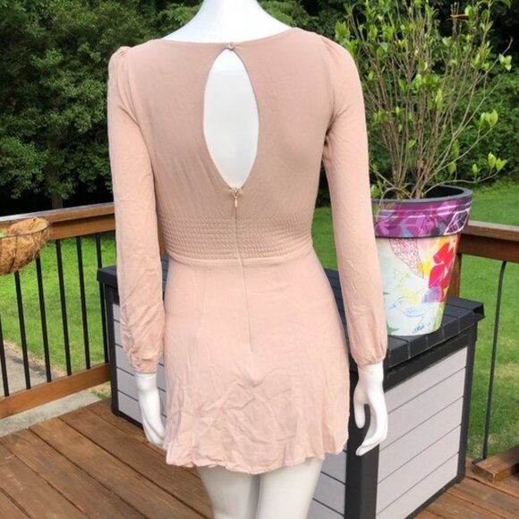 Reformation Wilder Minidress in Champagne/Nude, Size 2P - Picture 6 of 9